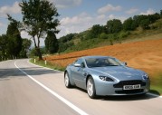 Aston Martin Vantage V8